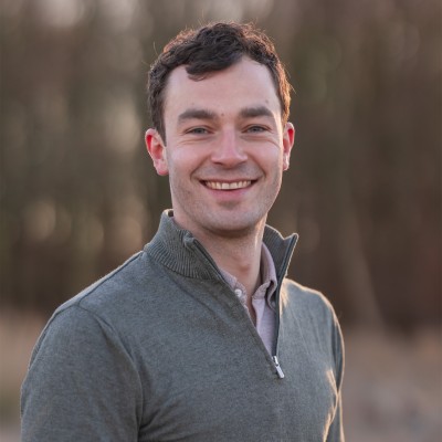 Sebastiaan De Deckere - Onafhankelijk financieel coach en oprichter van Financieel Flexibel in België